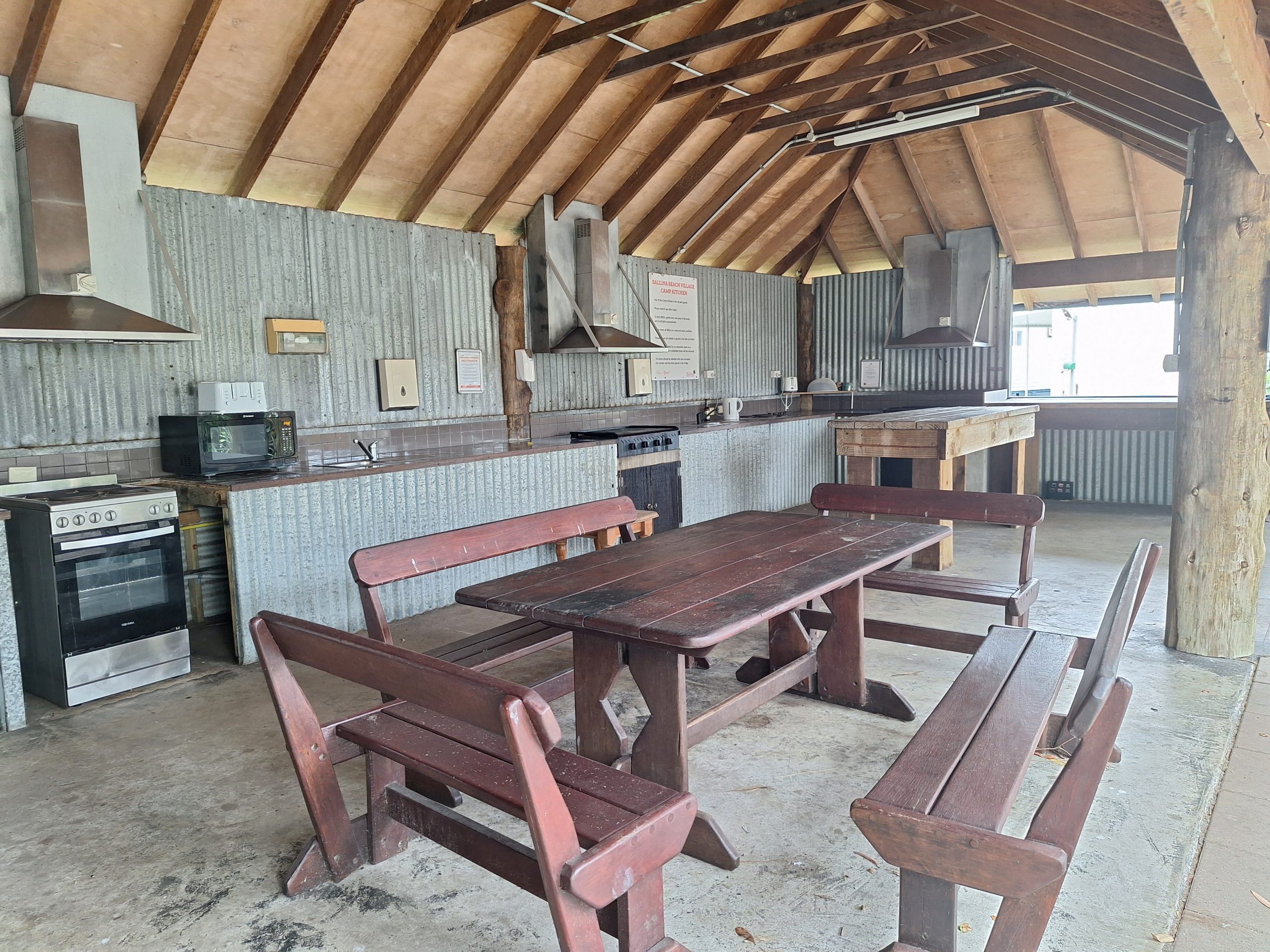 Ballina Beach Nature Resort Camp Kitchen